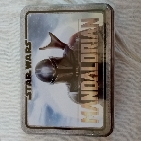 2 pack Star Wars The Mandalorian Special Edition Playing Card In Tin Box nib - Picture 1 of 2
